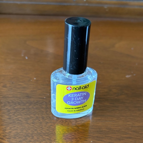 Assorted Nail Polish Collection - Picture 8 of 8